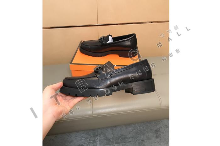 �䷹����  ���� ����  ����  MYB5477