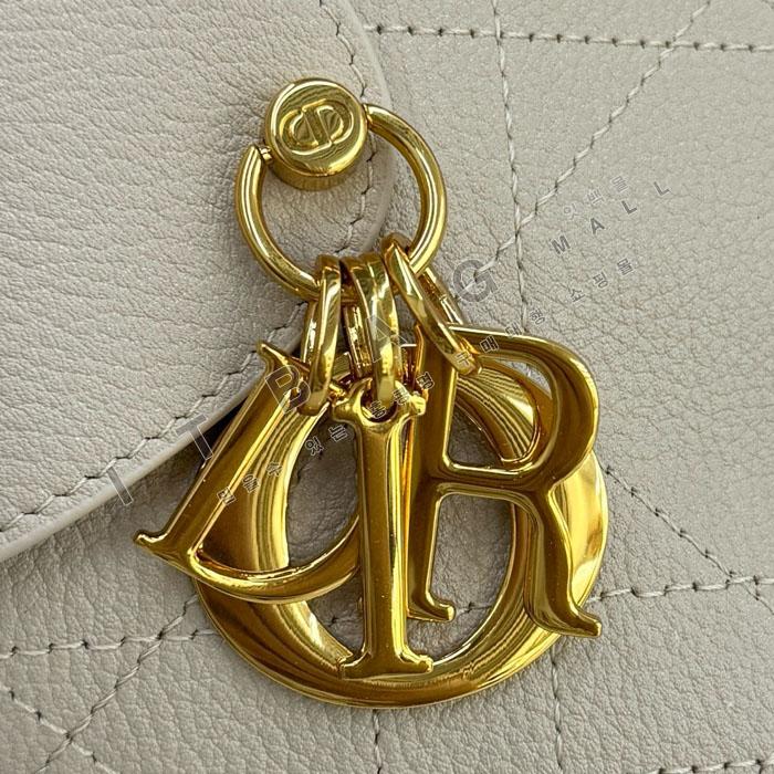 ���  Voyage �̵�� ��   DR09487-3  25/�Ż�