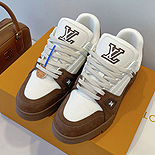 ���̺���  Ʈ���̳� ����Ŀ��  YF6452  �� ��������