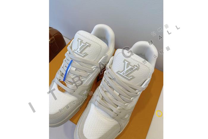 ���̺���  Ʈ���̳� ����Ŀ��  YF6452-1  �� ��������