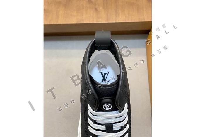 ���̺��� ���� ����Ŀ��  YF6064��  2�÷�