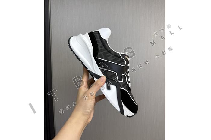 �ҵ� ���� ����Ŀ��  YF6067