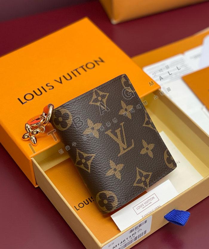 ���̺��� �� (LV Charms) ���� ����  M14613   25/�Ż�  ������