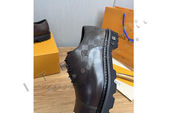 ���̺���  ���� ����  YF6304 ��