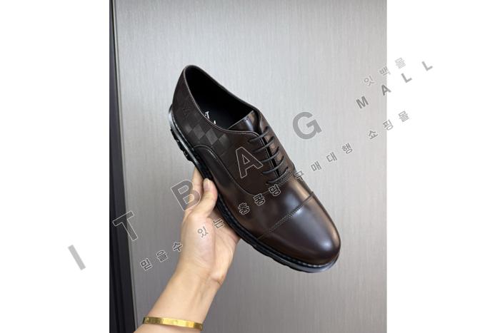 ���̺���  ���� ����  YF6304 ��