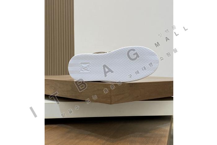 ���̺��� ���� ����Ŀ��  YF6305 ��