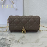 ��� My Dior - Dior Talk �޴��� �Ŀ�ġ  DR09502-19  25/�Ż�   