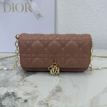 ��� My Dior - Dior Talk �޴��� �Ŀ�ġ  DR09502-16  25/�Ż�   