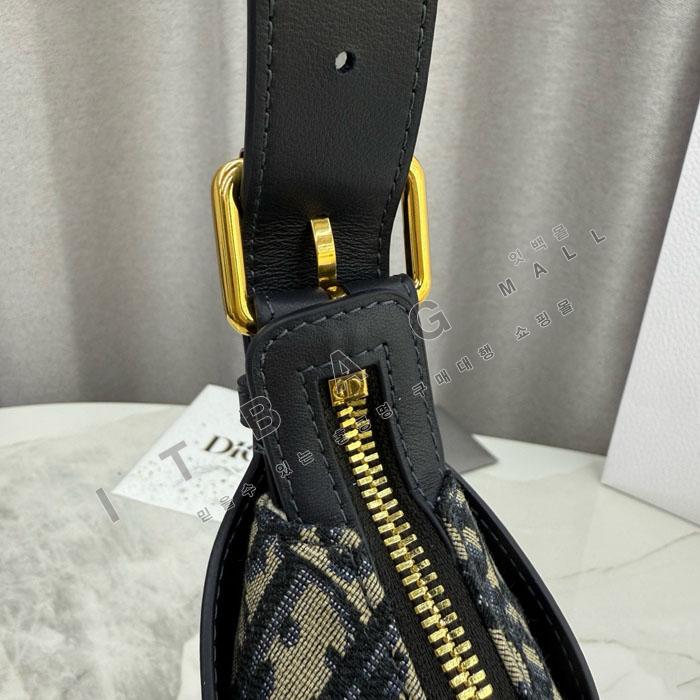 ���  Voyage �̵�� ��   DR09487-4  25/�Ż�