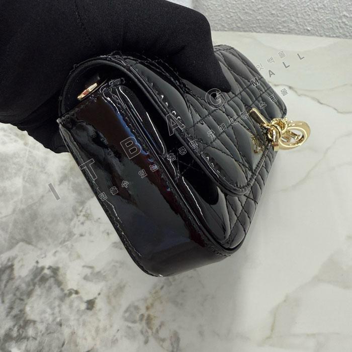 ��� My Dior - Dior Talk �޴��� �Ŀ�ġ  DR09502-3  25/�Ż�   