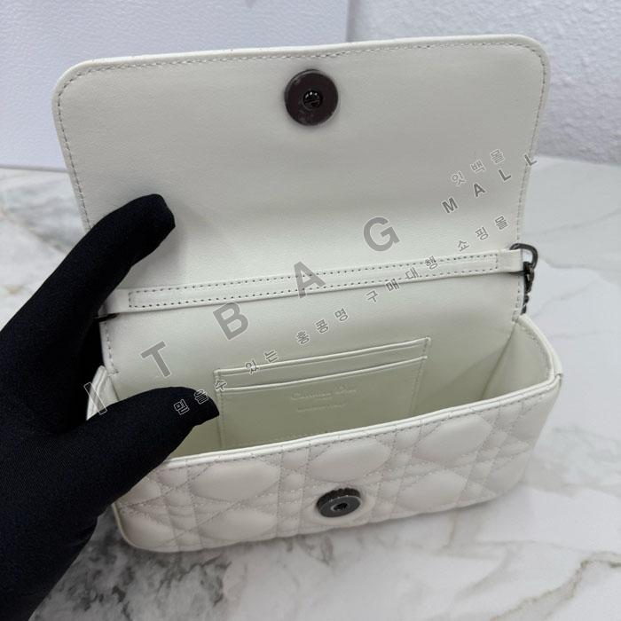 ��� My Dior - Dior Talk �޴��� �Ŀ�ġ  DR09502-23  25/�Ż�   