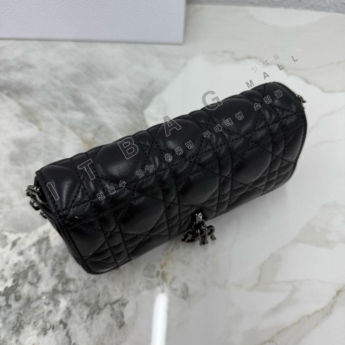 ��� My Dior - Dior Talk �޴��� �Ŀ�ġ  DR09502-24  25/�Ż�   