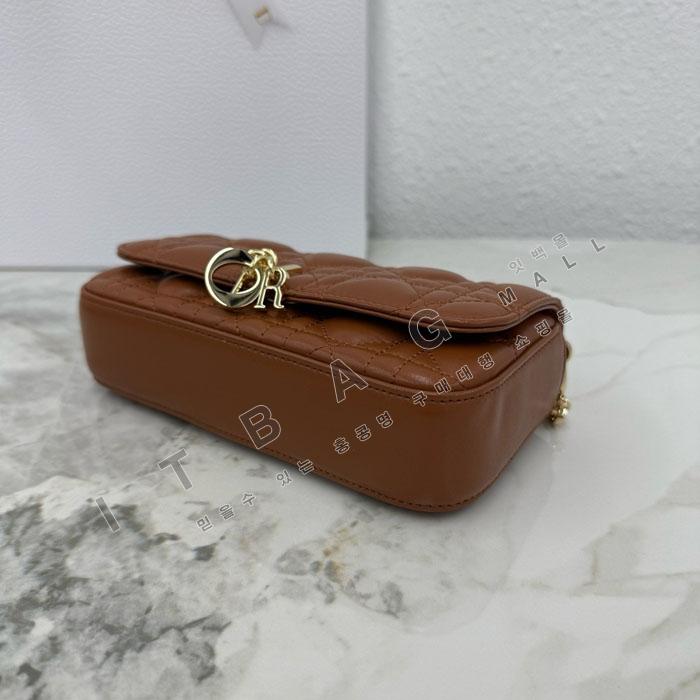 ��� My Dior - Dior Talk �޴��� �Ŀ�ġ  DR09502-6  25/�Ż�   