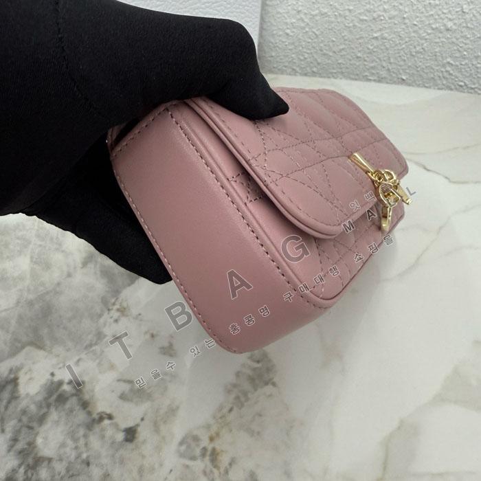 ��� My Dior - Dior Talk �޴��� �Ŀ�ġ  DR09502-9  25/�Ż�   