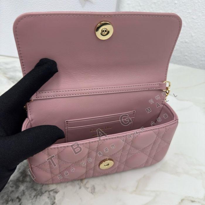 ��� My Dior - Dior Talk �޴��� �Ŀ�ġ  DR09502-9  25/�Ż�   