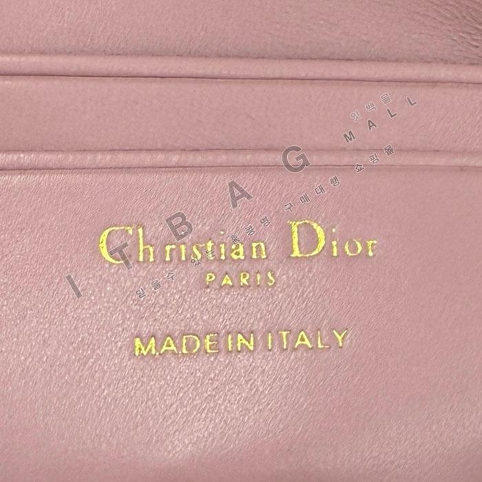 ��� My Dior - Dior Talk �޴��� �Ŀ�ġ  DR09502-9  25/�Ż�   
