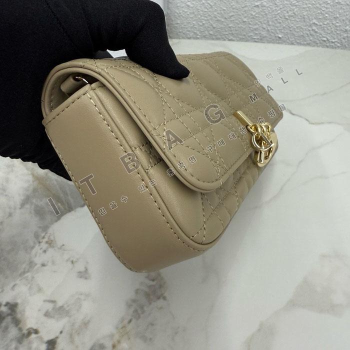 ��� My Dior - Dior Talk �޴��� �Ŀ�ġ  DR09502-10  25/�Ż�   
