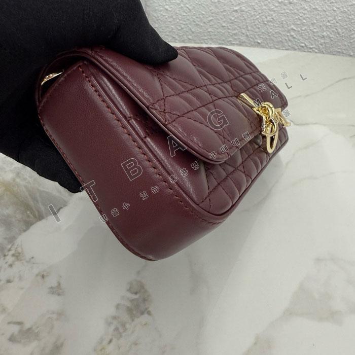 ��� My Dior - Dior Talk �޴��� �Ŀ�ġ  DR09502-11  25/�Ż�   