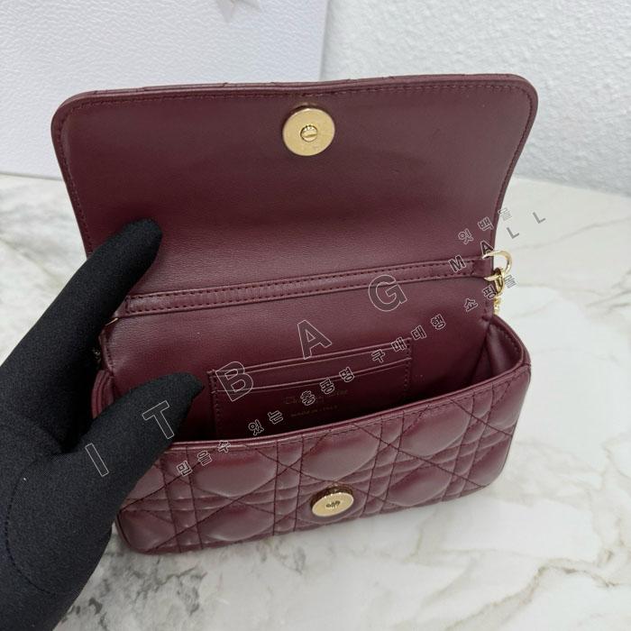 ��� My Dior - Dior Talk �޴��� �Ŀ�ġ  DR09502-11  25/�Ż�   
