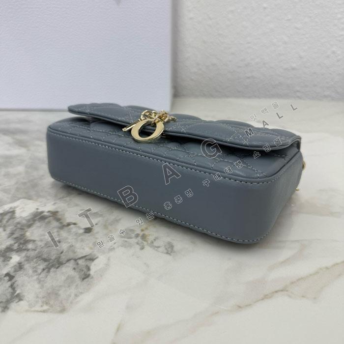 ��� My Dior - Dior Talk �޴��� �Ŀ�ġ  DR09502-14  25/�Ż�   