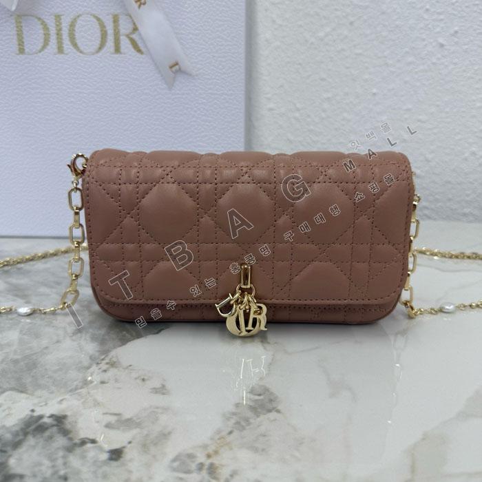 ��� My Dior - Dior Talk �޴��� �Ŀ�ġ  DR09502-16  25/�Ż�   