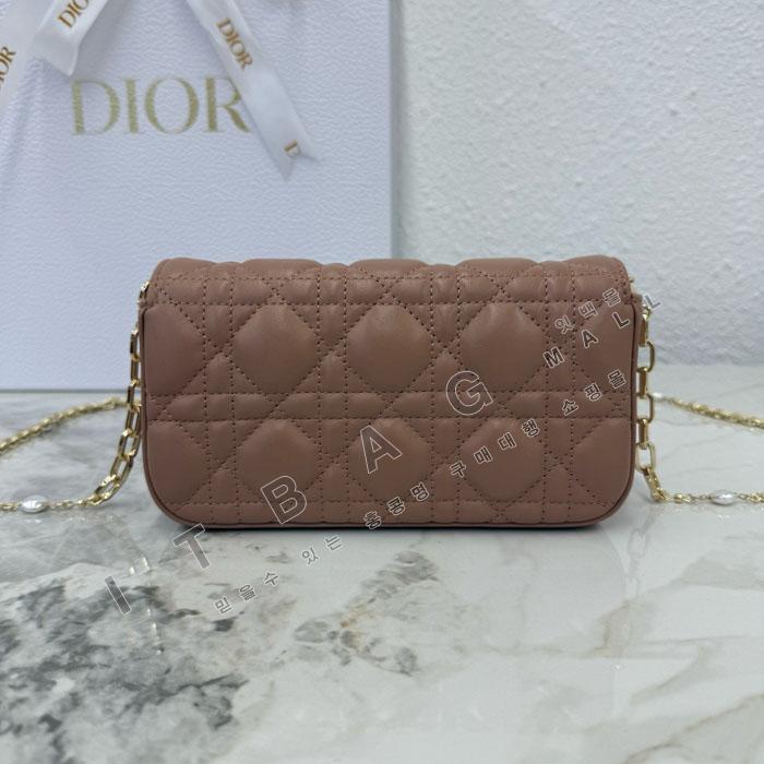 ��� My Dior - Dior Talk �޴��� �Ŀ�ġ  DR09502-16  25/�Ż�   
