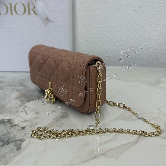 ��� My Dior - Dior Talk �޴��� �Ŀ�ġ  DR09502-16  25/�Ż�   