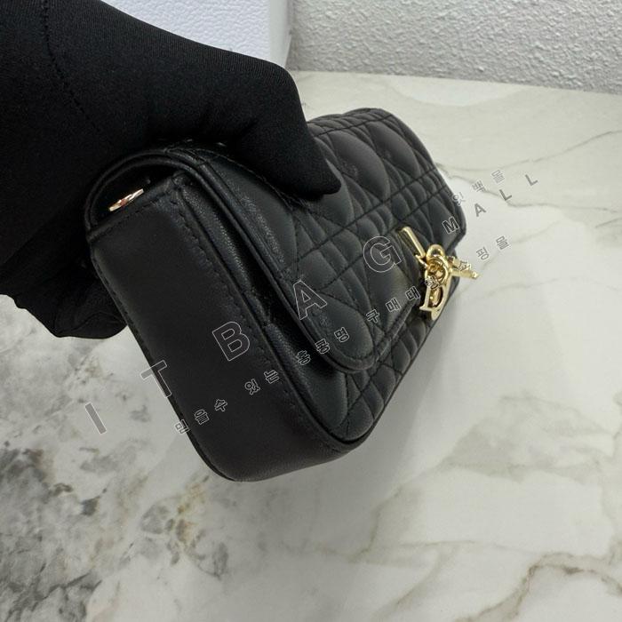 ��� My Dior - Dior Talk �޴��� �Ŀ�ġ  DR09502-17  25/�Ż�   