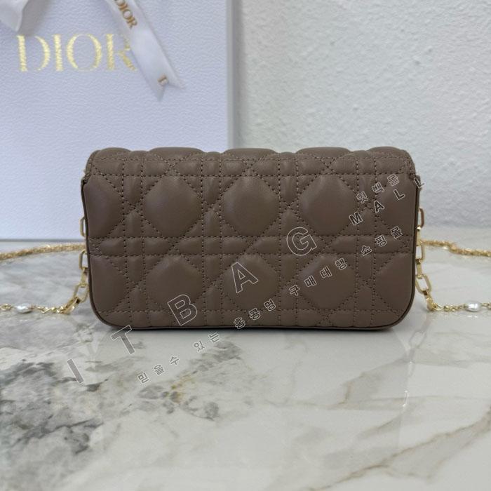 ��� My Dior - Dior Talk �޴��� �Ŀ�ġ  DR09502-19  25/�Ż�   