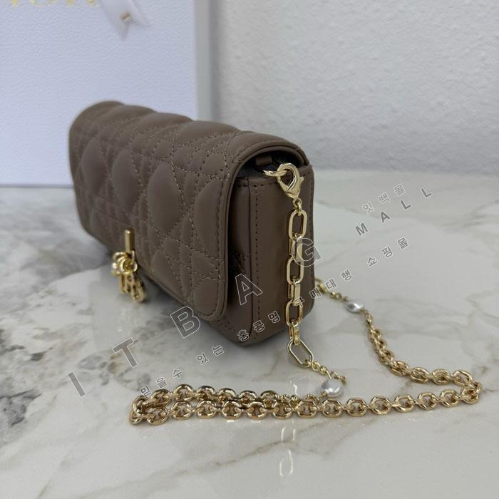��� My Dior - Dior Talk �޴��� �Ŀ�ġ  DR09502-19  25/�Ż�   