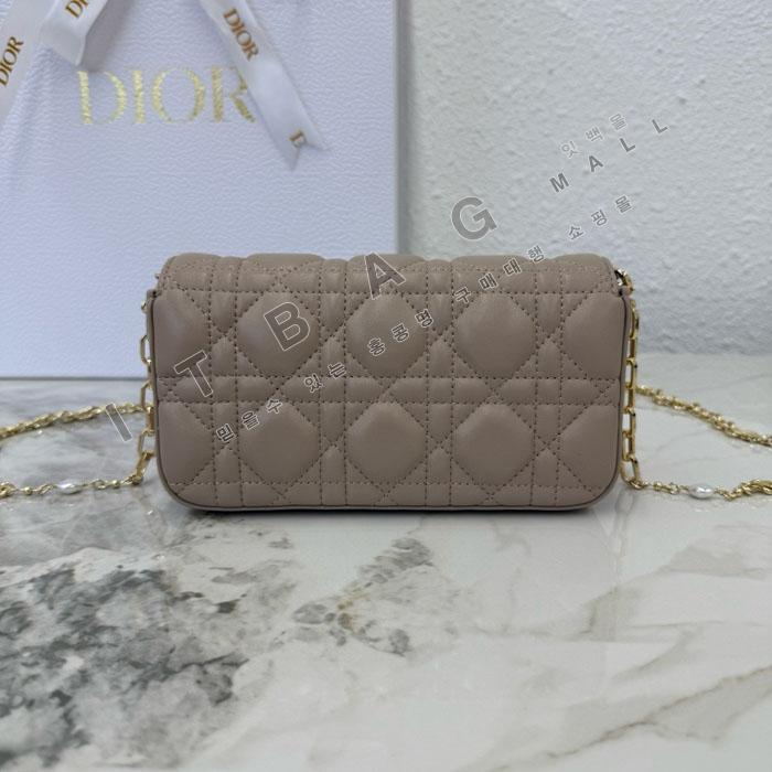 ��� My Dior - Dior Talk �޴��� �Ŀ�ġ  DR09502-21  25/�Ż�   
