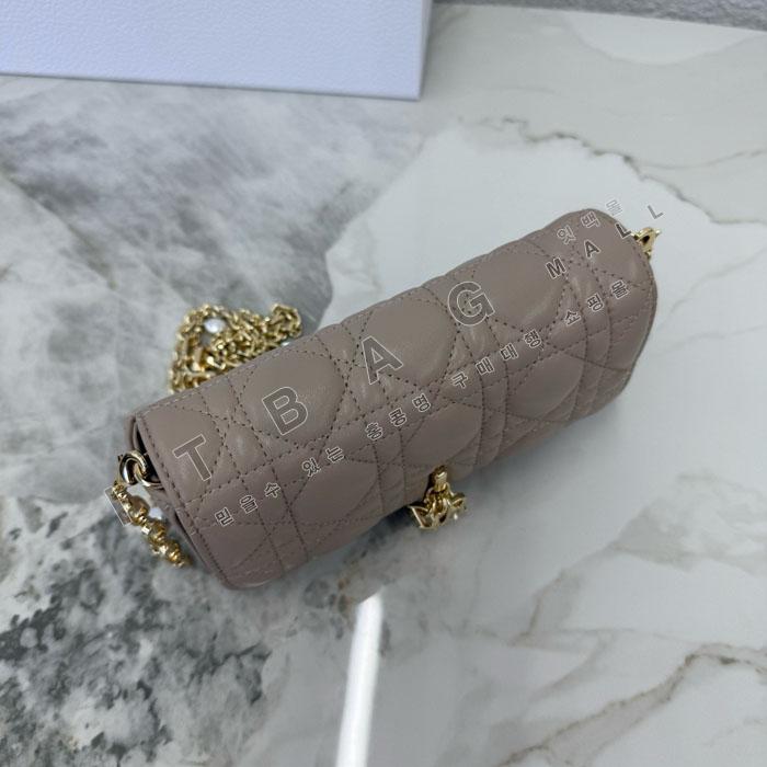 ��� My Dior - Dior Talk �޴��� �Ŀ�ġ  DR09502-21  25/�Ż�   