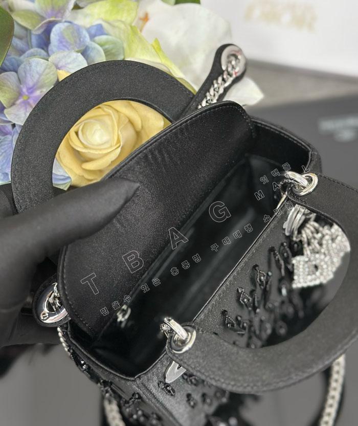 ��� �̴� ���̵��  DR09436   25/�Ż�  ����ǰX