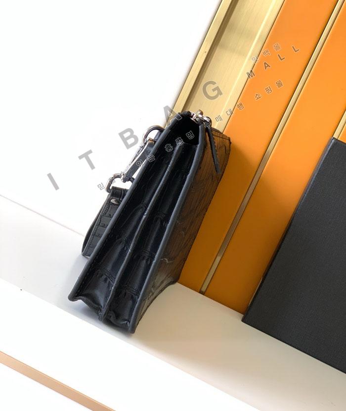 ������ Ŭ��ġ��  MB130001   25/�Ż�