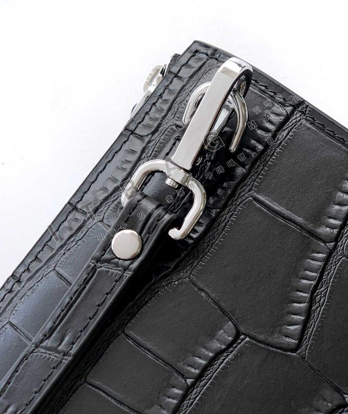 ������ Ŭ��ġ��  MB130001   25/�Ż�