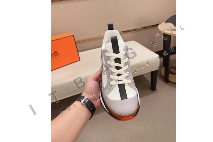 �����޽�   ���� ����Ŀ�� MYB9024