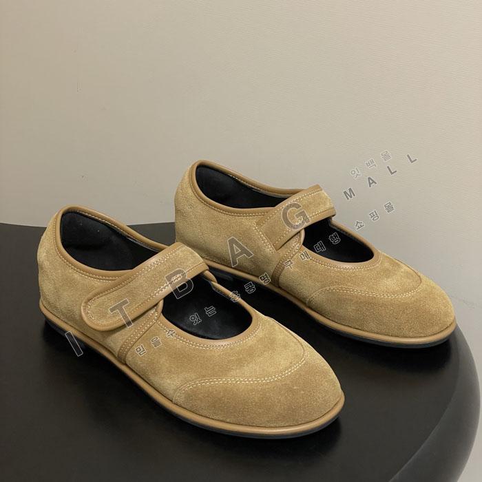 �� �ο� �߷����� ����  YIBU3126-1   25/�Ż�   
