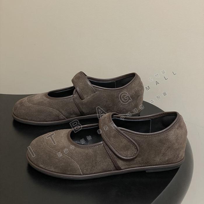 �� �ο� �߷����� ����  YIBU3126-2   25/�Ż�   
