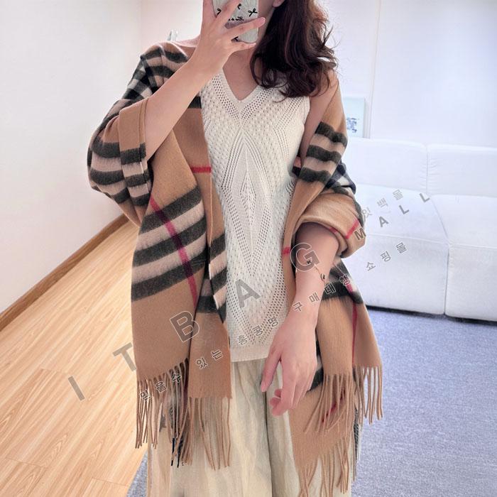 ������ ��ī��  �ɽù̾�   YUE2176 