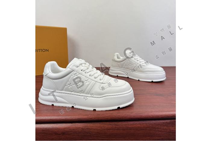 ���̺��� ���� ����Ŀ��   YF0323 ��