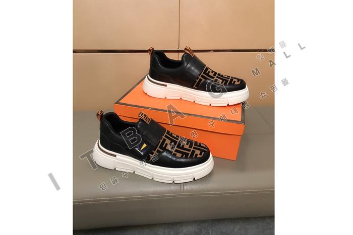 �ҵ�  ���� ����Ŀ��  MYB0326-1