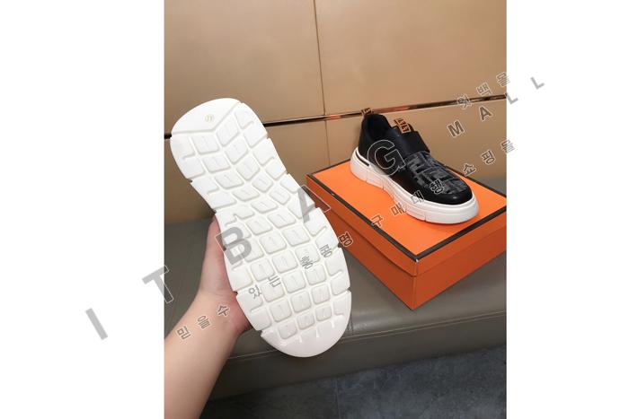 �ҵ�  ���� ����Ŀ��  MYB0326-2