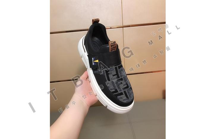 �ҵ�  ���� ����Ŀ��  MYB0326-2