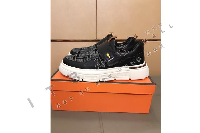 �ҵ�  ���� ����Ŀ��  MYB0326-2