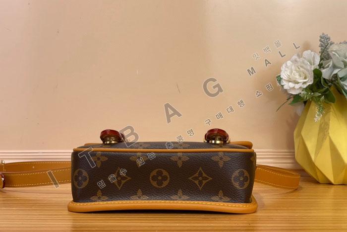���̺��� ��ÿ ����� ���� �̴� ũ�ν���  M26805 