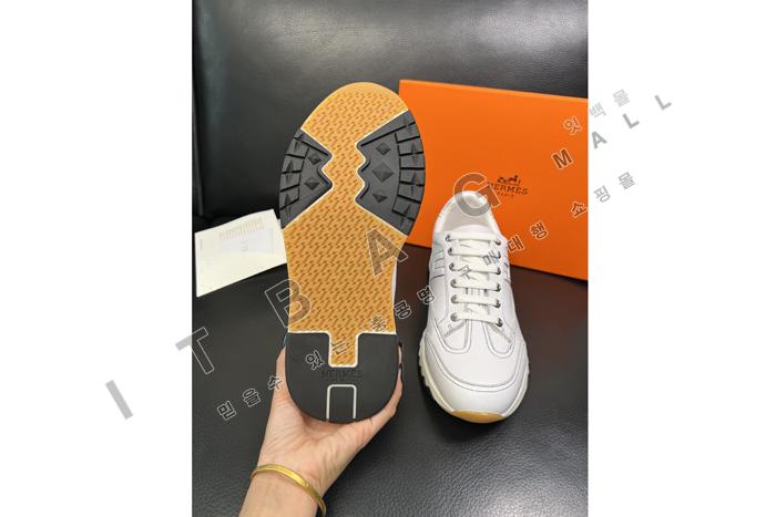 �����޽�  ���� Trail ����Ŀ��  YF4649