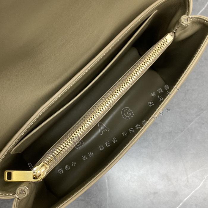 ������ �̵�� �����Ƹ��� 115852-3  24/�Ż�