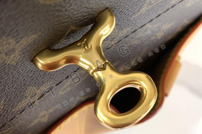 ���̺��� ��Ƽ�� 30   M25989   25/�Ż�  ����ǰX