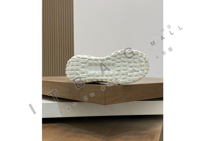 ����  ���� ����Ŀ��  YF4617 ��
