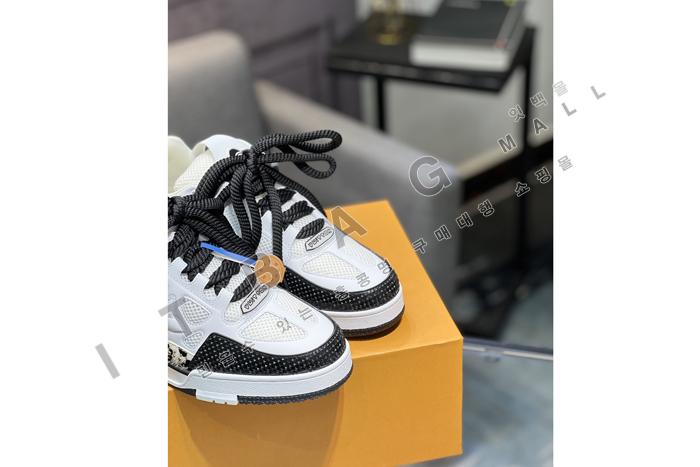 ���̺��� ������Ʈ ����Ŀ��  YF2104  ��  ��������